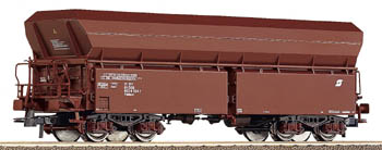 High capacity hopper car<br /><a href='images/pictures/Roco/47408.jpg' target='_blank'>Full size image</a>